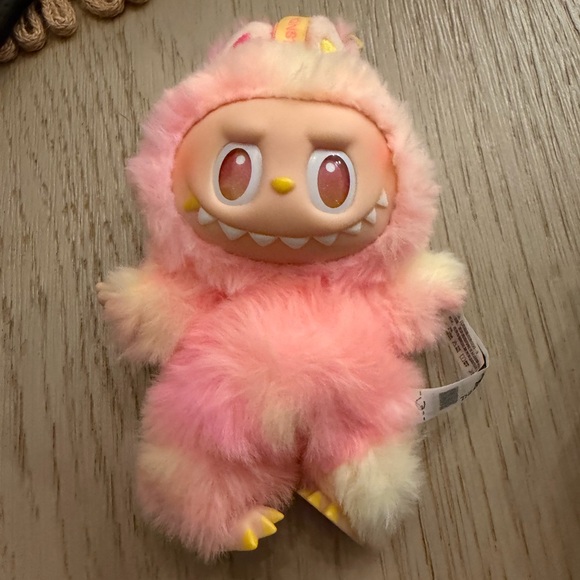 POP MART Labubu V3 Big Into Energy The Monsters Loyalty Plush AUTHENTIC NWOB - Picture 6 of 6